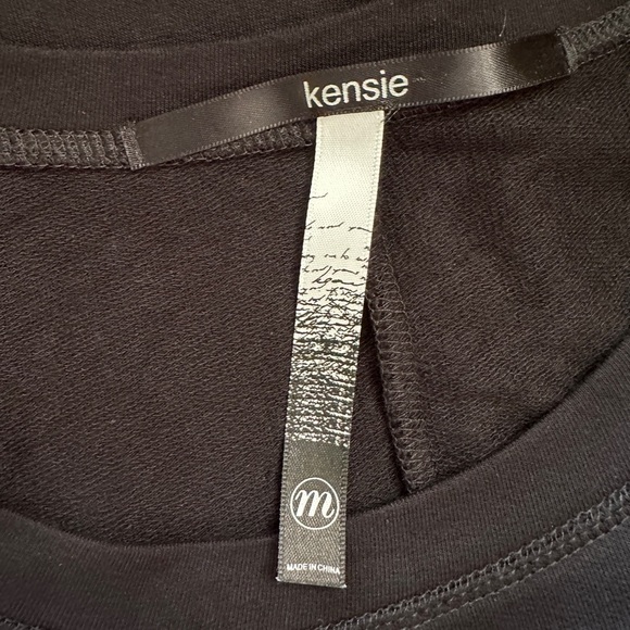 KENSIE, BLACK, LONG SLEEVE, STRETCHY DRESS WITH SCOOP NECK, FLOWY SKIRT. SIZE M - Picture 5 of 6